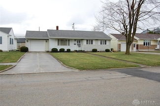 861 E Wood St, Versailles, OH 45380