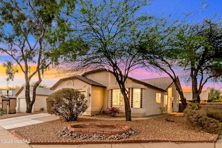 9157 E Autumn Sage St, Tucson, AZ 85747