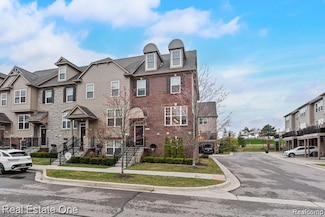 2669 Helmsdale Cir, Rochester Hills, MI 48307
