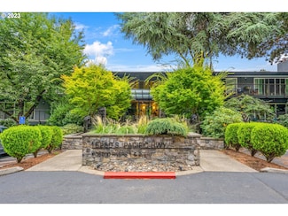 16250 Pacific Hwy Unit 46, Lake Oswego, OR 97034