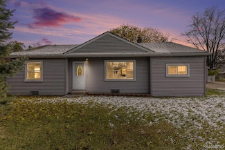 2657 Frankson Ave, Rochester Hills, MI 48307