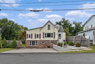 59 Summer Ave, Stoughton, MA 02072