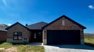 705 E 18th St, Wolfforth, TX 79382