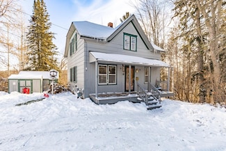 302 River Bluff Ave, Sandstone, MN 55072