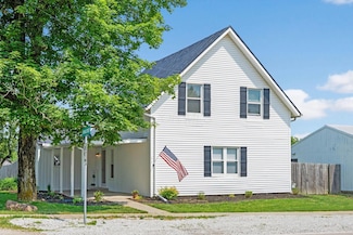 11 E Main St, Sparta, OH 43350
