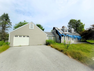 169 Baker Rd, Winterport, ME 04496