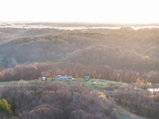 17217 N Dairy Farm Rd, Smithfield, IL 61477