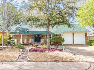 3026 Touraine Dr, Dallas, TX 75211