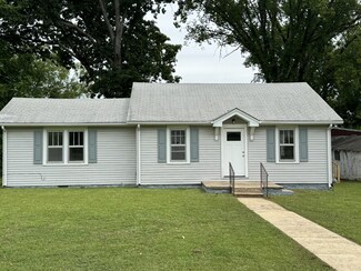 417 Fairground Heights, Shelbyville, TN 37160
