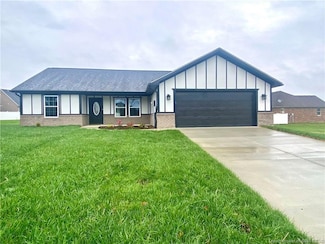 8403 Aberdeen Ln, Charlestown, IN 47111