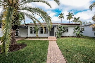 1417 Jackson St, Hollywood, FL 33020