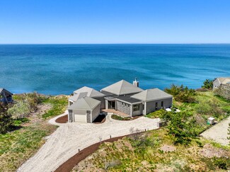 2 Heron Ln, Truro, MA 2666