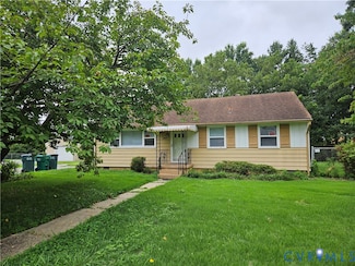 5405 Annette Dr, Sandston, VA 23150