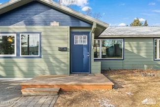 1712 Talkeetna St, Anchorage, AK 99508