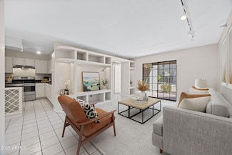 8020 E Thomas Rd Unit 112, Scottsdale, AZ 85251