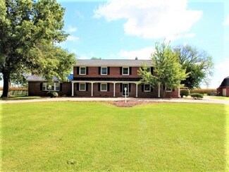201 N East St, Fowler, IN 47944