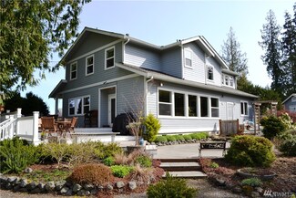 7601 NE Zachariasen Ct, Hansville, WA 98340