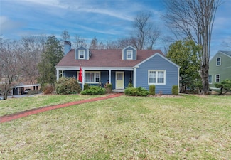 26 Alden Rd, Poughkeepsie, NY 12603