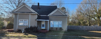 514 3rd St SE, Aliceville, AL 35442