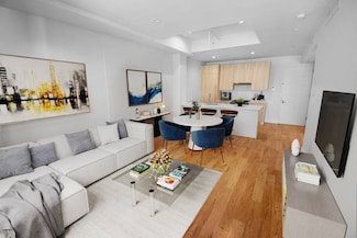 850 Metropolitan Ave Unit 3B, Brooklyn, NY 11211