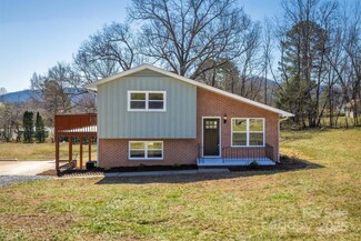 207 Page St, Morganton, NC 28655