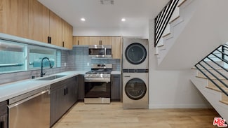 16010 Cantlay St Unit A, Los Angeles, CA 91406