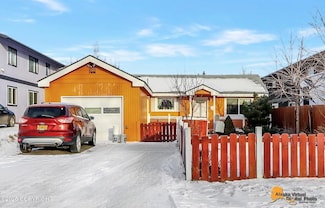 829 E 46th Ct, Anchorage, AK 99503