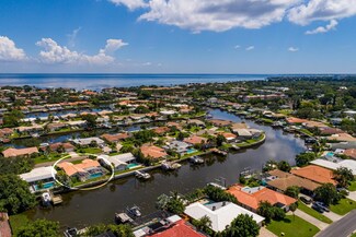 1985 Michigan Ave NE, Saint Petersburg, FL 33703