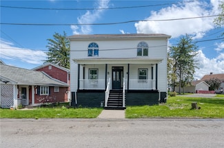 126 N Hitchman St, Mount Pleasant, PA 15666