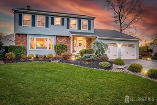 30 Staghorn Dr, North Brunswick, NJ 08902