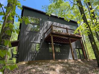 1428 Mountain View Ct, Bellaire, MI 49615