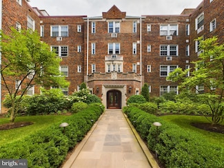 3051 Idaho Ave NW Unit 123, Washington, DC 20016