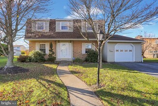32 Wellington Blvd, Reading, PA 19610
