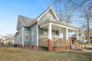 126 Dewey St, Michigan City, IN 46360