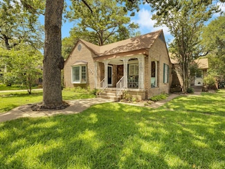 2233 Goldenrod Ave, Fort Worth, TX 76111