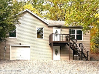 115 Debbie Dr, Drums, PA 18222