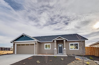 4082 SW 38th St Unit Lot 41, Redmond, OR 97756