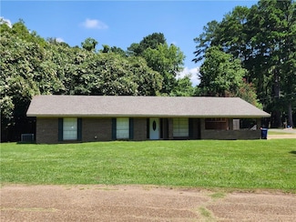111 Navarro Ct, Natchitoches, LA 71457