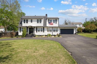 722 E 18th St, Ada, OK 74820