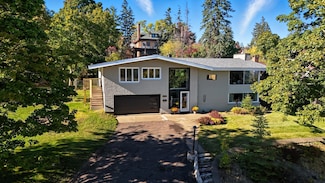 2525 E 1st St, Duluth, MN 55812