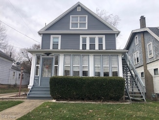 695 S Court St, Medina, OH 44256