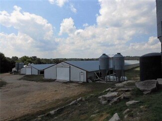 24677 Farm Road 1060, Seligman, MO 65745
