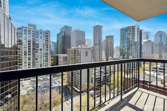 2100 3rd Ave Unit 1505, Seattle, WA 98121