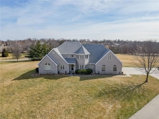 3113 Cedar Crest Ln, Chillicothe, MO 64601