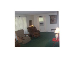 506 Brown Circle Dr, Osawatomie, KS 66064