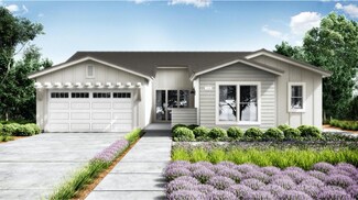975 Cathedral Ct S Unit 136, Madera, CA 93636