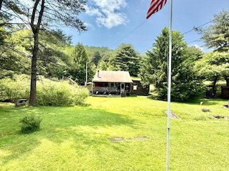 1582 Pennsylvania 948, Sheffield, PA 16347