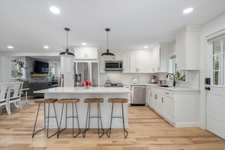 140 S Mast St, Goffstown, NH 03045