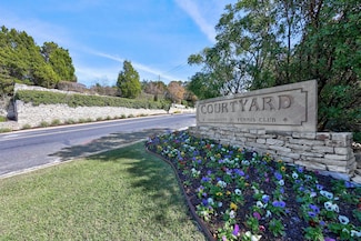 5712 Sam Houston Cir, Austin, TX 78731
