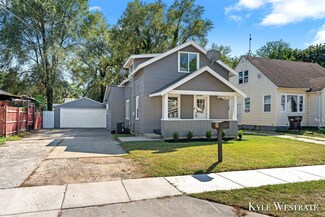 32 Calhoun St SW, Grand Rapids, MI 49548